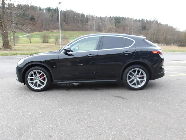 Alfa Romeo Stelvio 2.0 First Edition Q4 Automatic