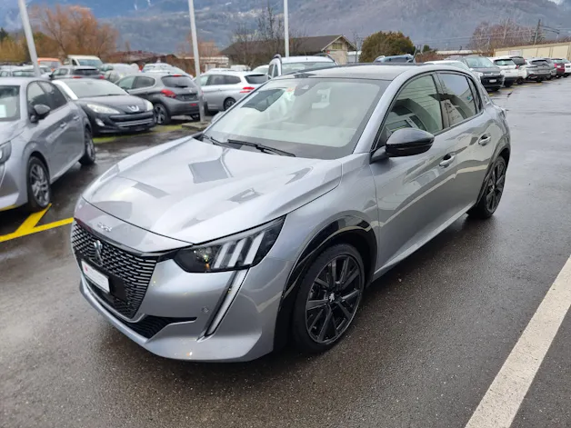 Peugeot 208 1.2 PureTech GT EAT8