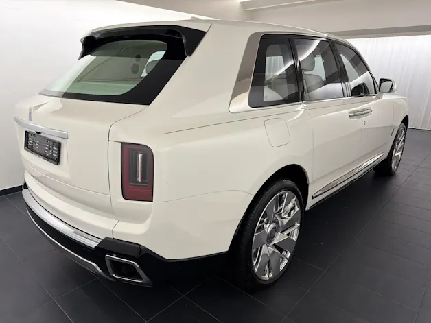 Rolls Royce ROLLS-ROYCE Cullinan 6.7 V12