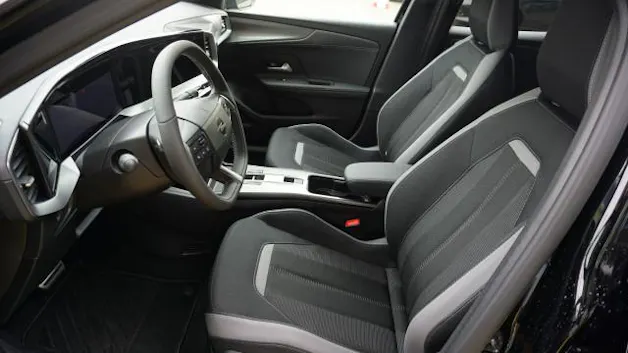 Opel Mokka 1.2 MHEV GS