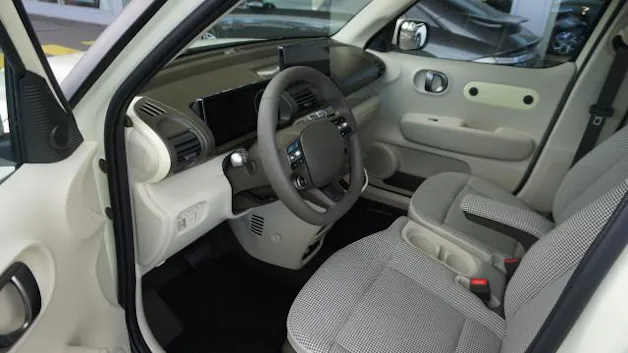 Hyundai Inster 49kWh Amplia