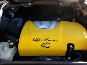 Alfa Romeo 4C 1750 TBi TCT