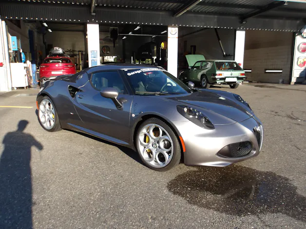 Alfa Romeo 4C 1750 TBi TCT
