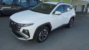 Hyundai Tucson 1.6 HEV Amplia 4WD