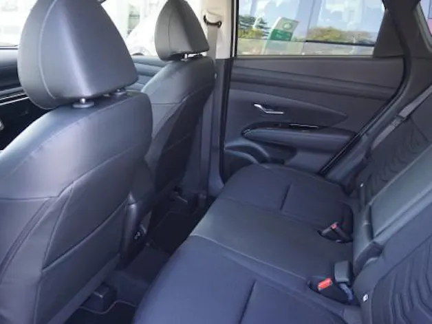 Hyundai Tucson 1.6 HEV Amplia 4WD