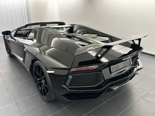 Lamborghini Aventador LP700-4 Rds