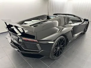Lamborghini Aventador LP700-4 Rds
