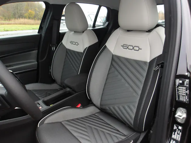 Fiat 600 1.2 Hybr. Swis Edition