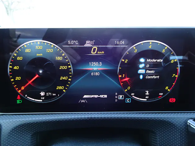 Mercedes-Benz A 35 AMG 4Matic Speedshift
