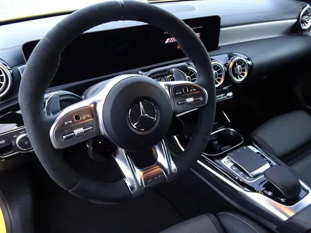 Mercedes-Benz A 35 AMG 4Matic Speedshift