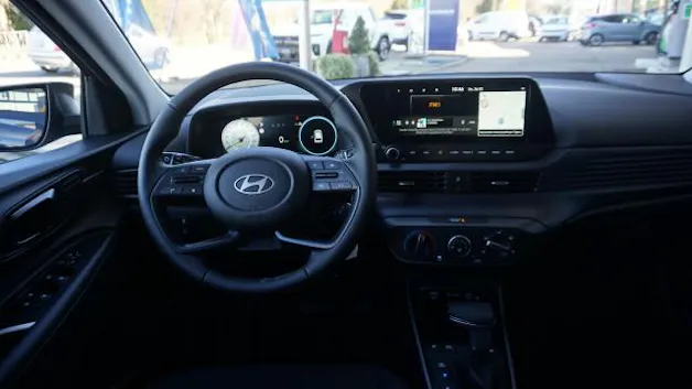 Hyundai i20 1.0 T-GDi Amplia DCT