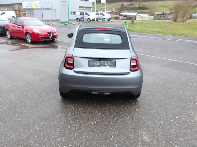 Fiat 500 C electric 87 kW Icon