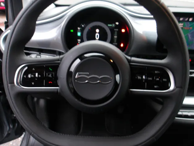 Fiat 500 C electric 87 kW Icon