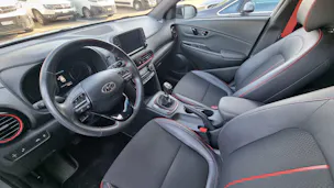 Hyundai Kona 1.0 T-GDi Amplia 2WD