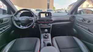 Hyundai Kona 1.0 T-GDi Amplia 2WD