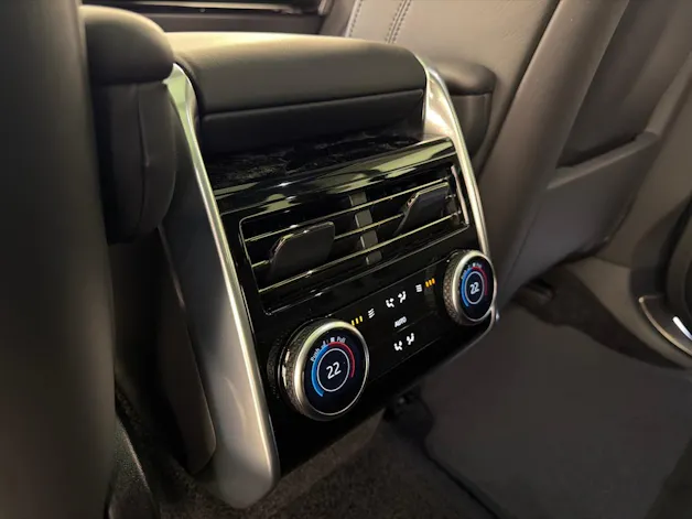 Land Rover RR P460e PHEV HSE
