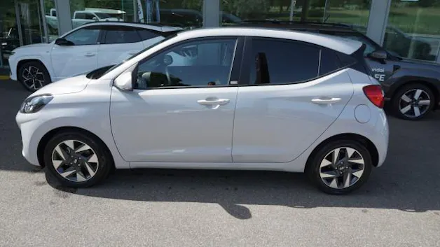 Hyundai i10 1.2 Amplia Aut.