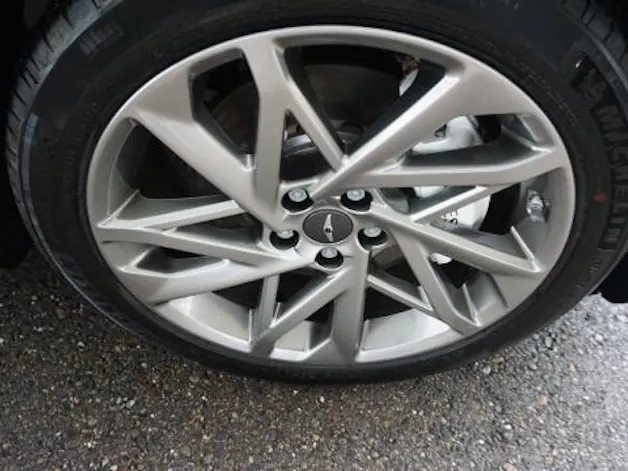 Genesis GV60 168 kW Sp. AWD