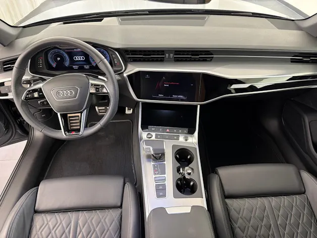 Audi A6 Avant 55TFSI S line qu
