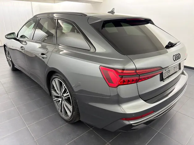 Audi A6 Avant 55TFSI S line qu