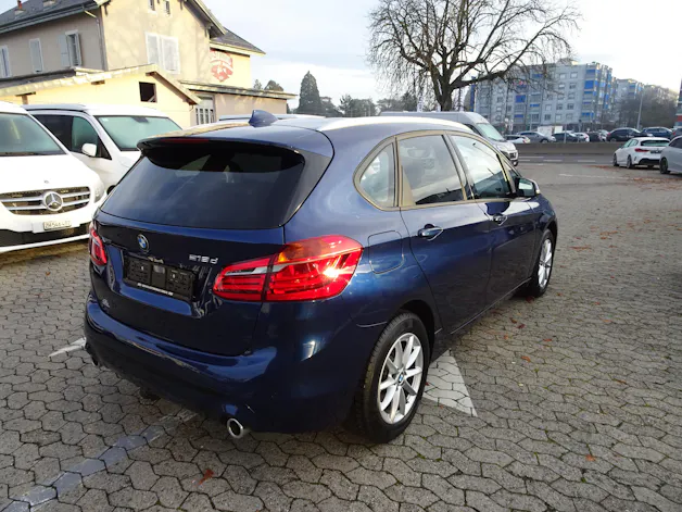 BMW 218d xDrive Active Tourer Steptronic Sport Line