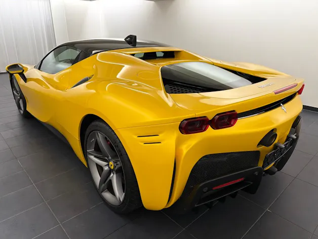 Ferrari SF90 Stradale