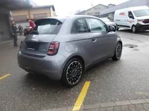 Fiat 500 3+1 electric 87 kW Icon