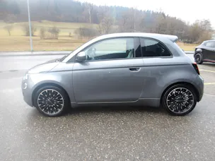 Fiat 500 3+1 electric 87 kW Icon