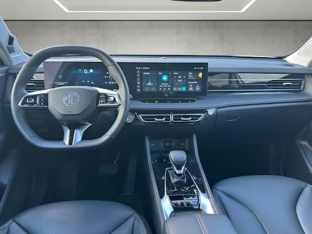 MG HS 1.5 T HEV Luxury