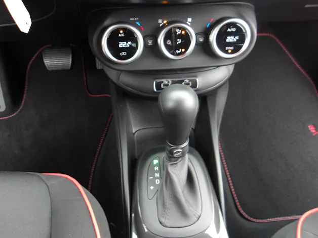 Fiat 500X 1.5 Hybrid Red DCT