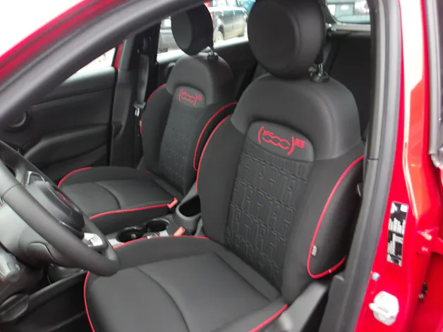 Fiat 500X 1.5 Hybrid Red DCT