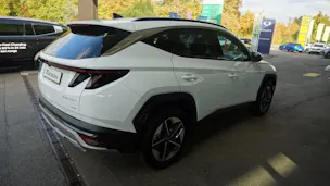 Hyundai Tucson 1.6 48V Amplia 4WD