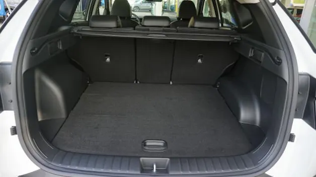 Hyundai Tucson 1.6 48V Amplia 4WD