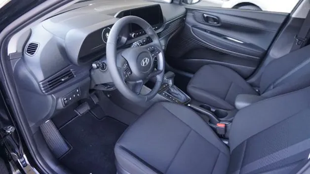 Hyundai i20 1.0 T-GDi Amplia DCT