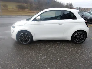 Fiat 500 3+1 electric 87 kW Icon