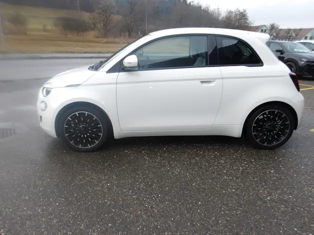 Fiat 500 3+1 electric 87 kW Icon