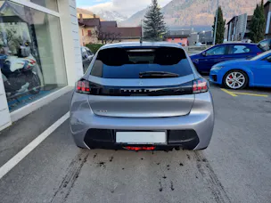Peugeot 208 1.2 PureTech Active Pack EAT8