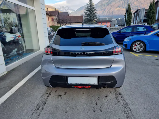 Peugeot 208 1.2 PureTech Active Pack EAT8
