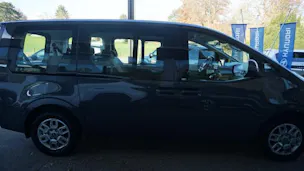 Hyundai Staria W. 1.6 HEV Amplia