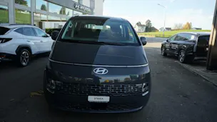 Hyundai Staria W. 1.6 HEV Amplia