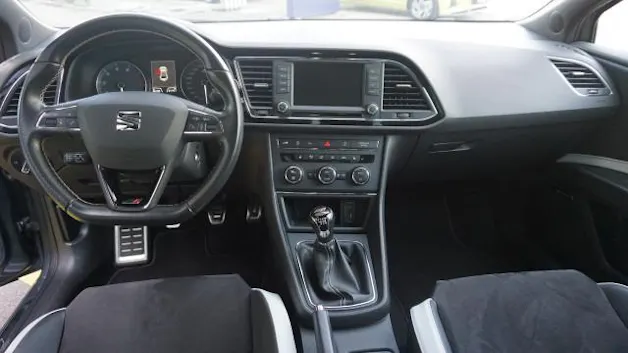 SEAT Leon 2.0 TSI Cupra 290
