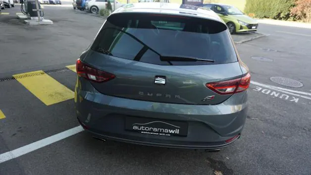 SEAT Leon 2.0 TSI Cupra 290