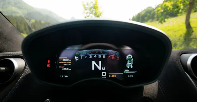 McLaren 570S Coupé 3.8 V8 SSG