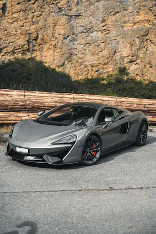 McLaren 570S Coupé 3.8 V8 SSG