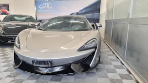 McLaren 570S Coupé 3.8 V8 SSG