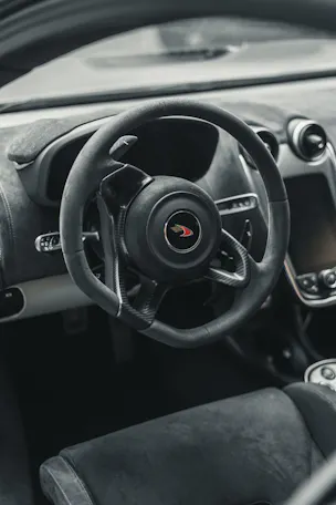 McLaren 570S Coupé 3.8 V8 SSG