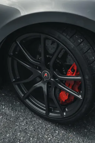 McLaren 570S Coupé 3.8 V8 SSG