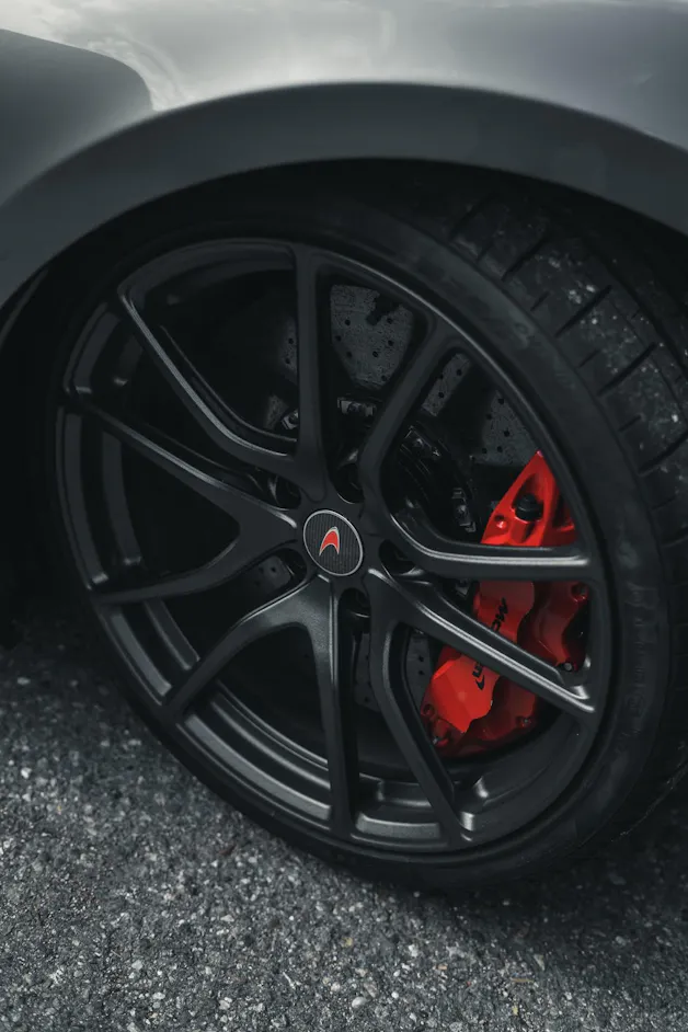 McLaren 570S Coupé 3.8 V8 SSG