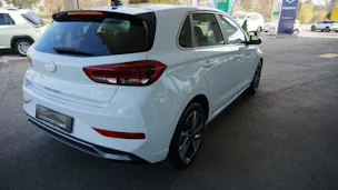 Hyundai i30 1.5 T-GDi Vertex DCT