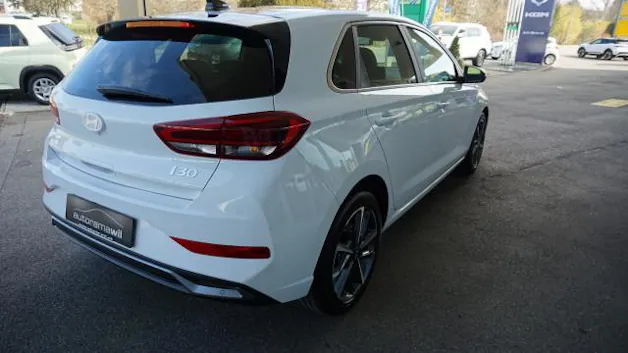 Hyundai i30 1.5 T-GDi Vertex DCT